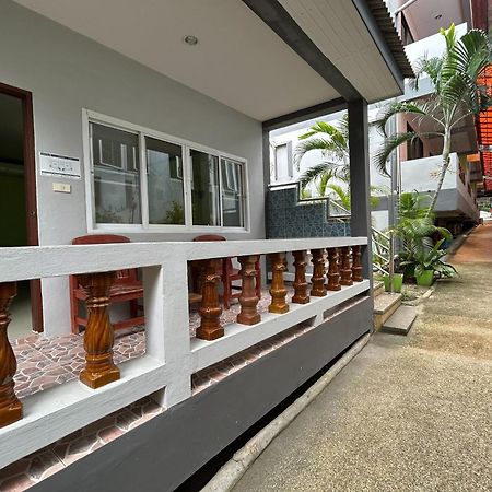 Me Mee Place & Tour Krabi Ao Nang Екстериор снимка